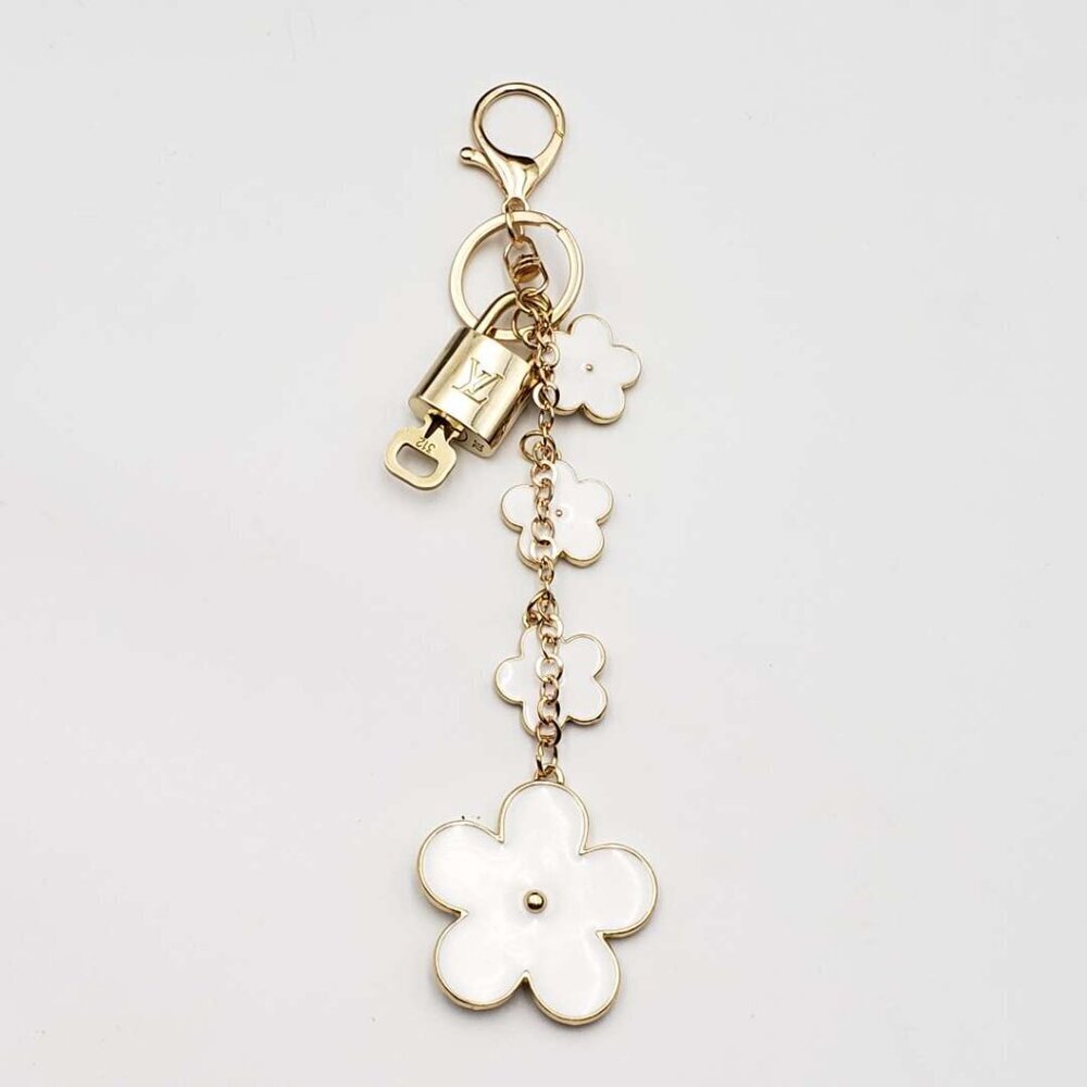 LV Gold Padlock & Key 🔒 Authentic Louis Vuitton Bag Unbranded Flower Charm - Picture 3 of 6